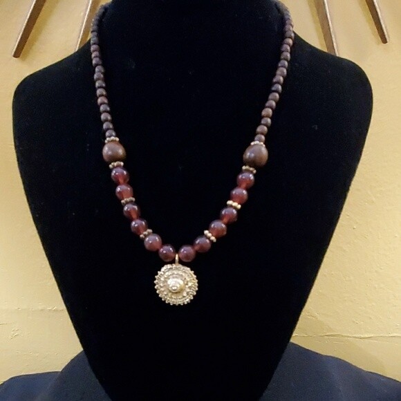 LOFT Brown Bead Gold Pendant Necklace #544