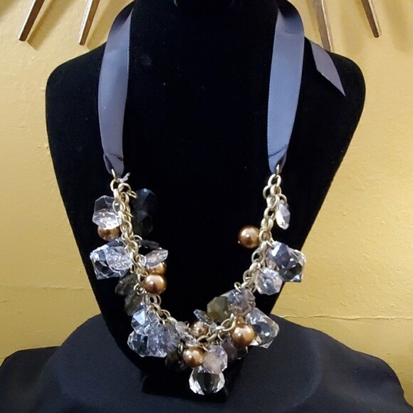 LOFT Gold Crystal Cluster Necklace #415