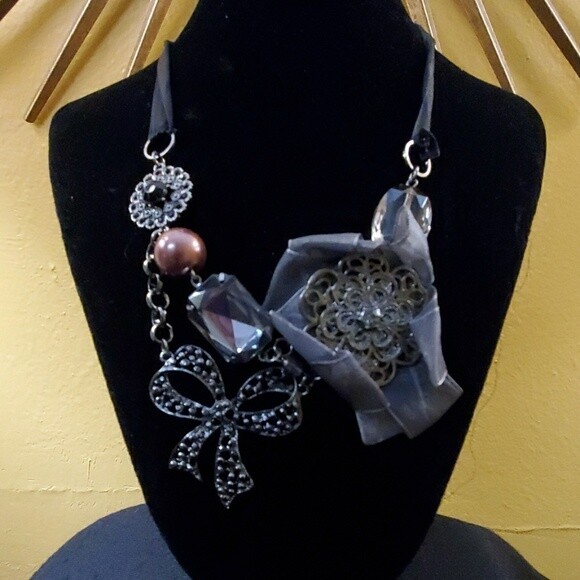 LOFT Rhinestone Statement Necklace #358