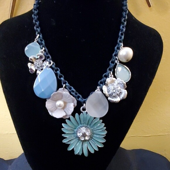 Floral Enamel Rhinestone Pearl Necklace #343