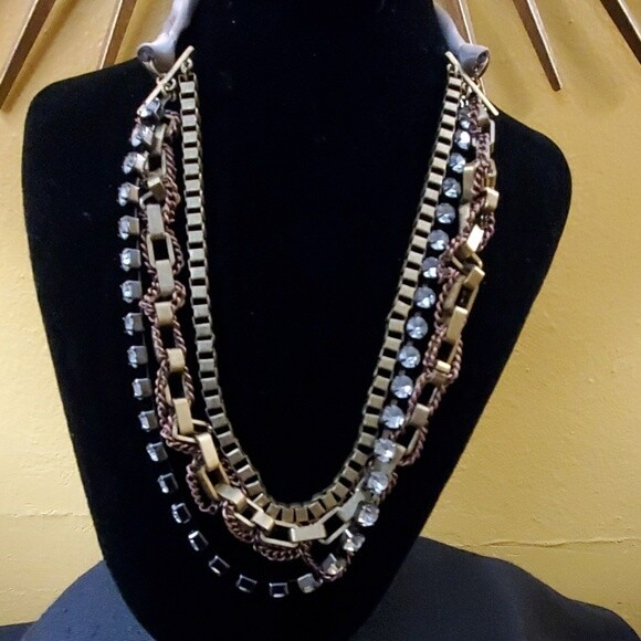 Ann Taylor Chunky Gold Rhinestone Necklace #354