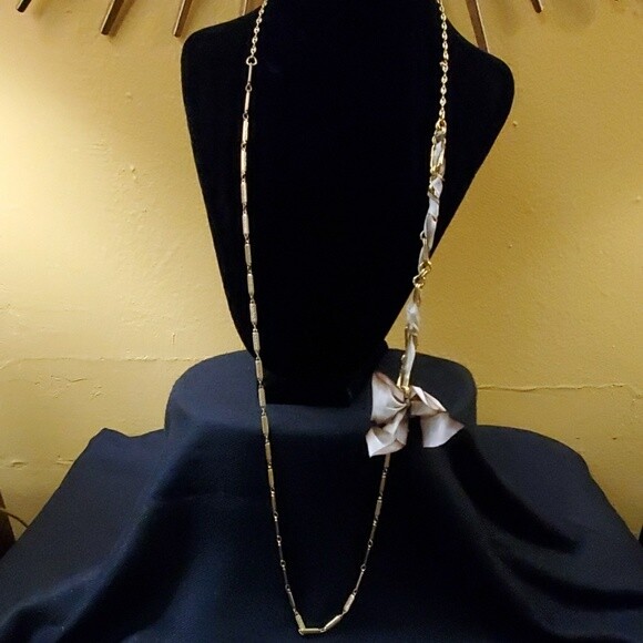 Ann Taylor Gold Chain Ribbon Necklace #346