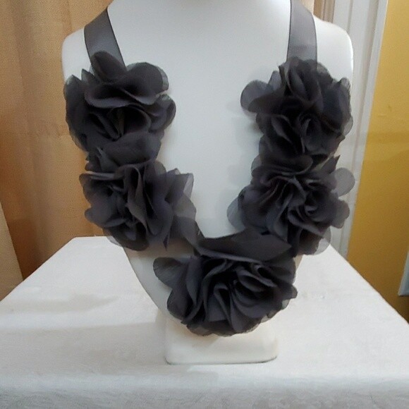 LOFT Grey Floral Ribbon Statement Necklace #173