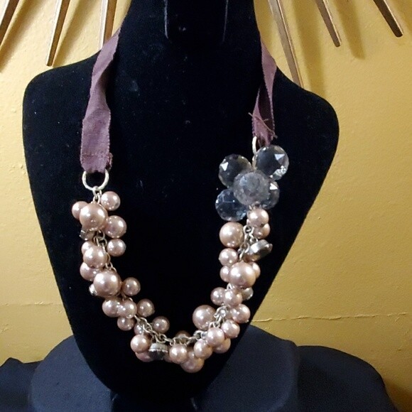 Ann Taylor Champagne Cluster Bead Necklace #163