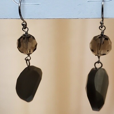Ann Taylor Olive Stone Bead Earrings #487