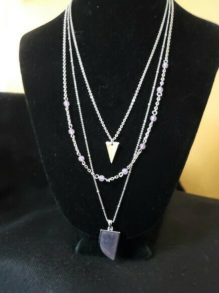Silvertone 3-Tier Lavendar Stone Pendant Necklace #808