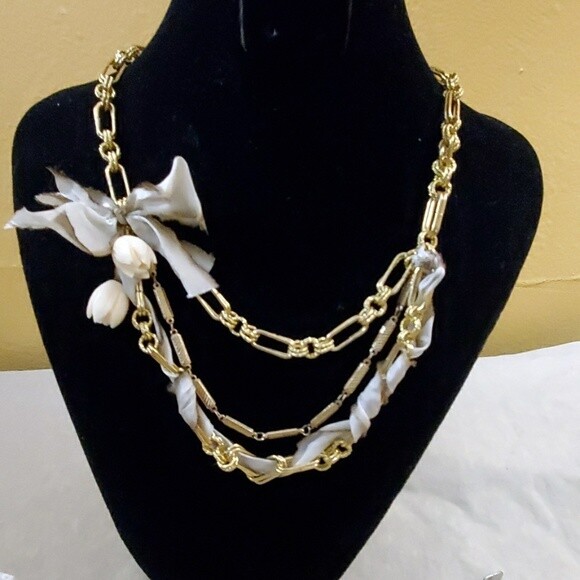 Ann Taylor Goldtone Multistrand Necklace #56