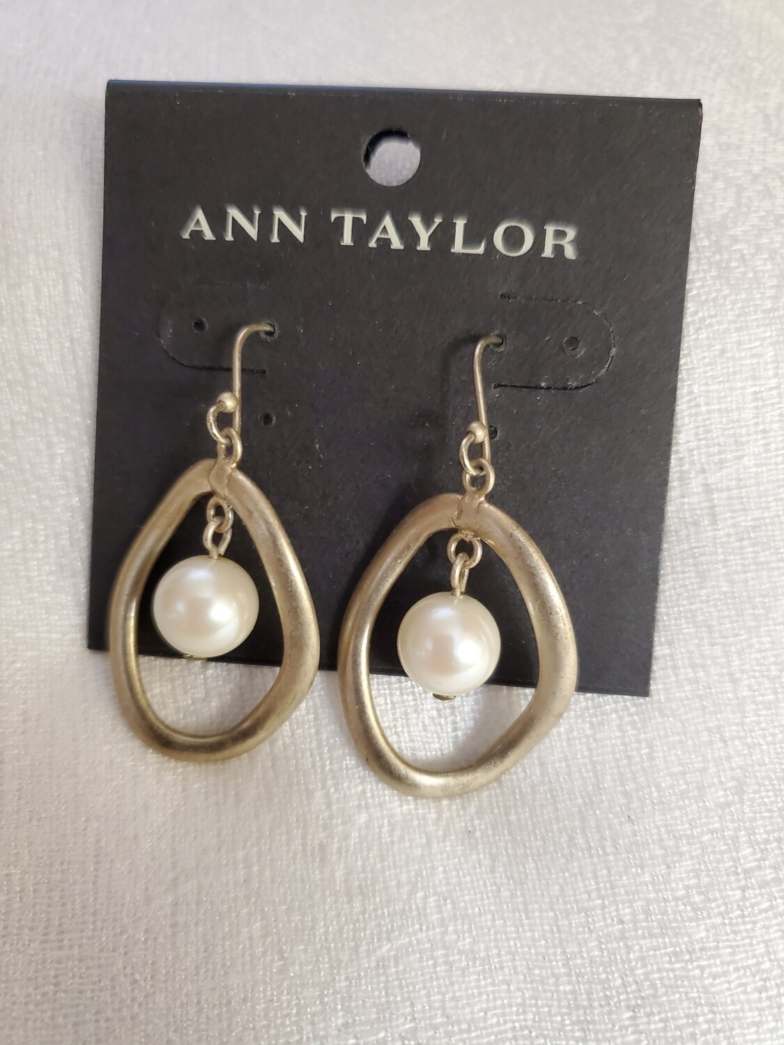 Ann Taylor Brushed Gold Pearl Earrings #838