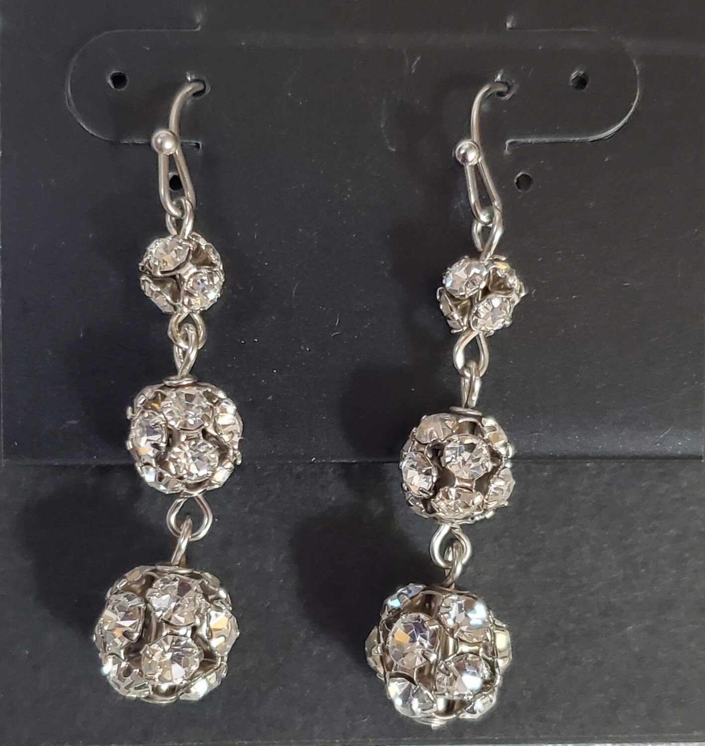 Silvertone Rhinestone Srop Ball Earrings #884
