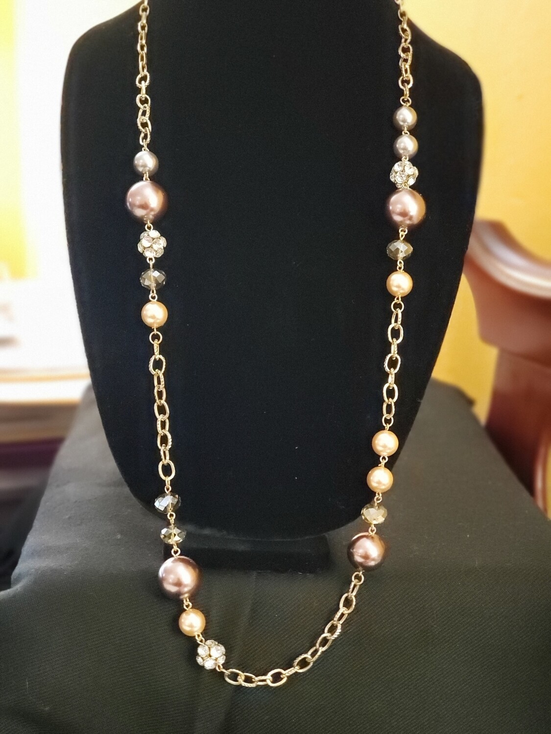 Ann Taylor Champagne Grey Rhinestone Ball Necklace #1048
