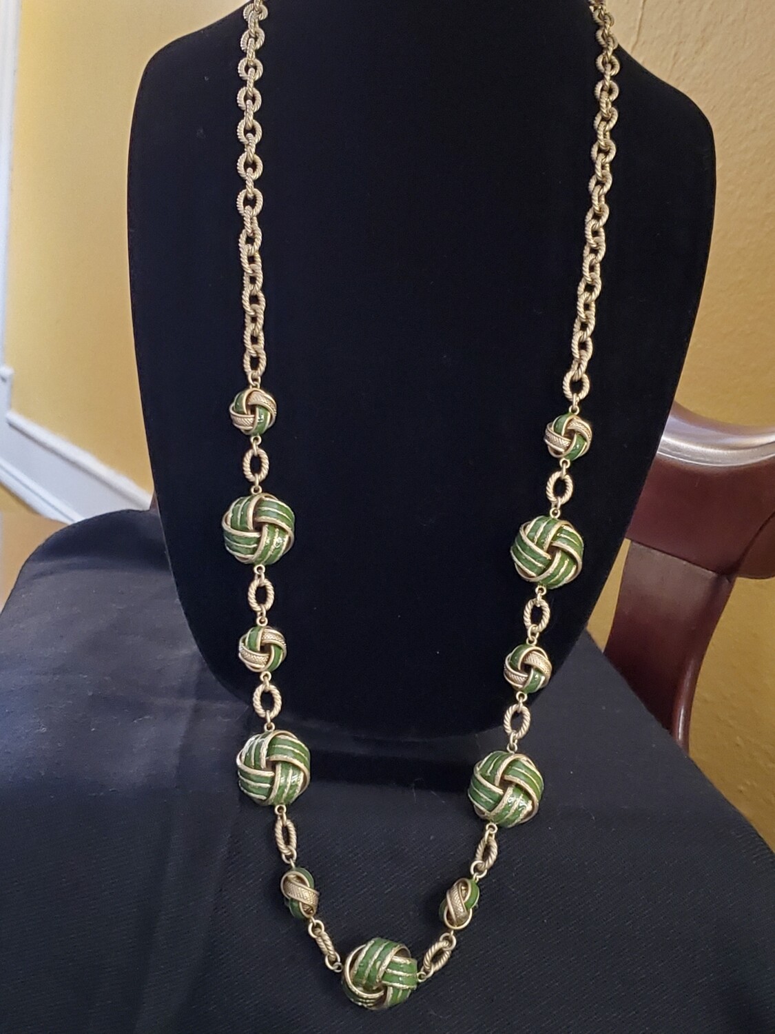 LOFT Goldtone Chunky Chain Green Enamel Necklace #1081