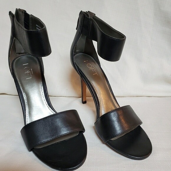 LOFT Black Ankle Strap Shoe 6 #1340