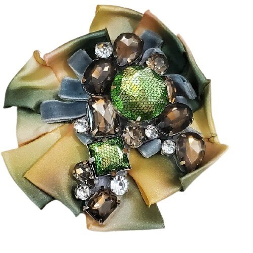 LOFT Yellow Green Rhinestone Pin Brooch #420