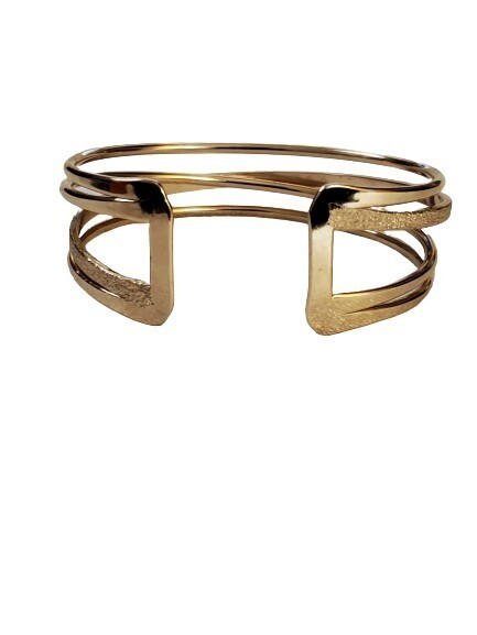 Ann Taylor Goldtone Swirl Cuff Bracelet #913