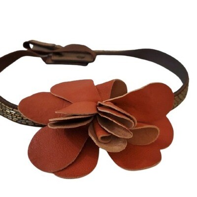 LOFT Cognac Flower Bead Stretch Belt S #1389