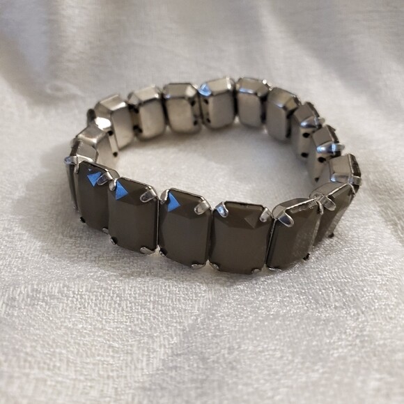 Olive Green Bead Stretch Bracelet #1505