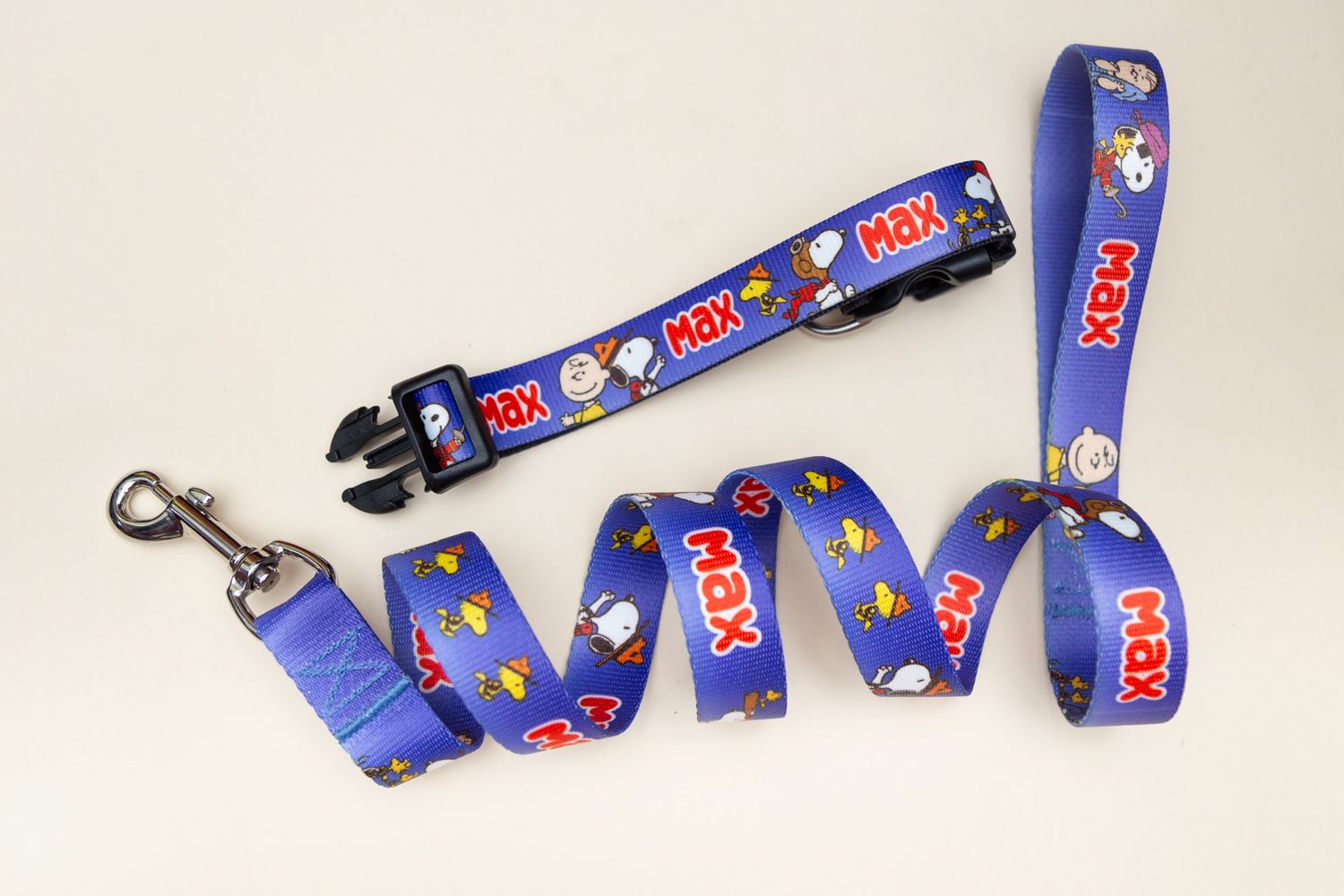 Collar Snoopy blue