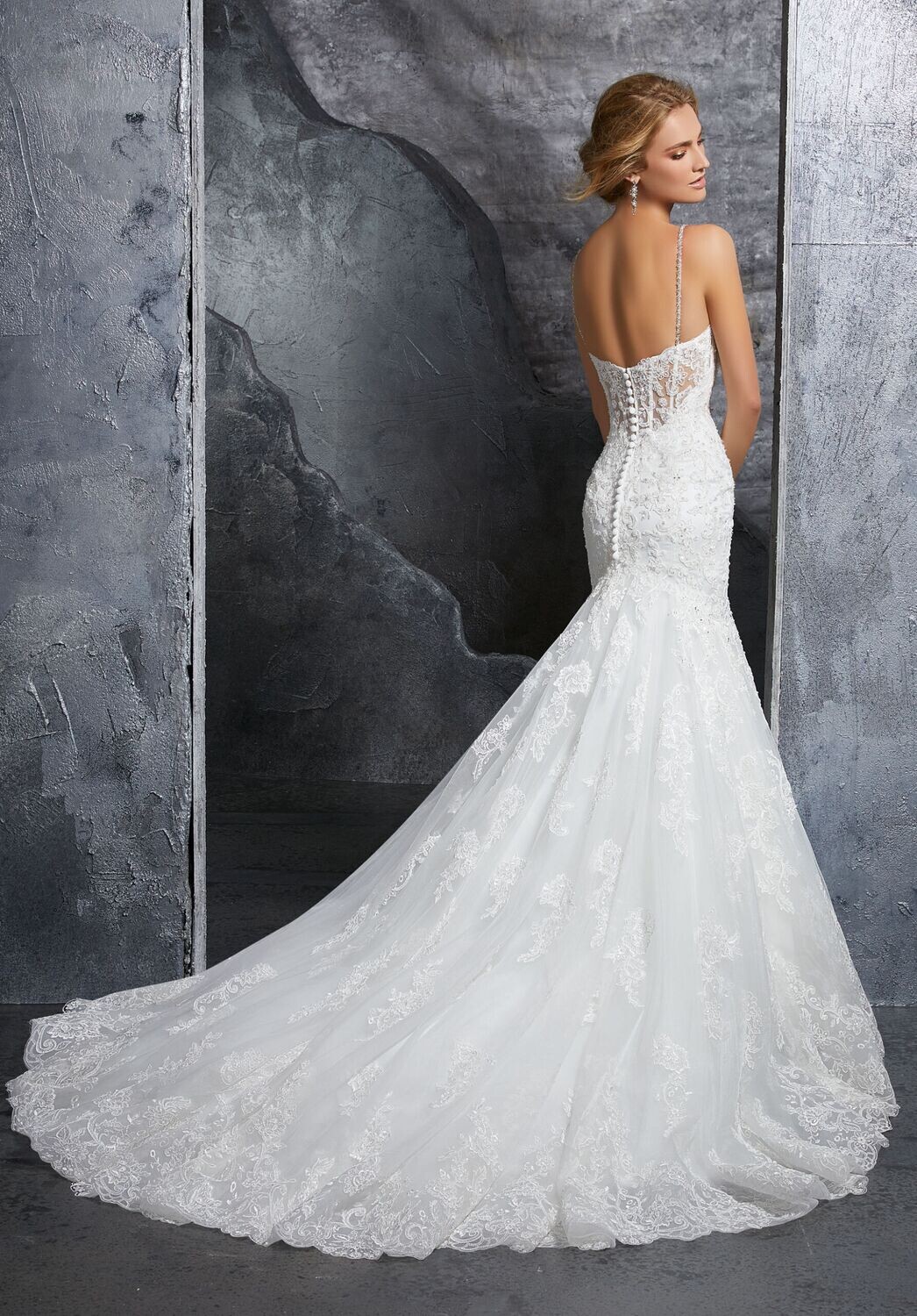 MORI LEE 8210