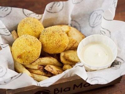 Parmesan & Mozzarella Arancini's Parmesan & Mozzarella Arancini's