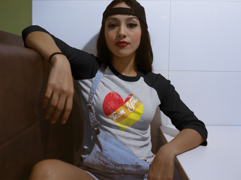 3/4 sleeve Ladies raglan shirt