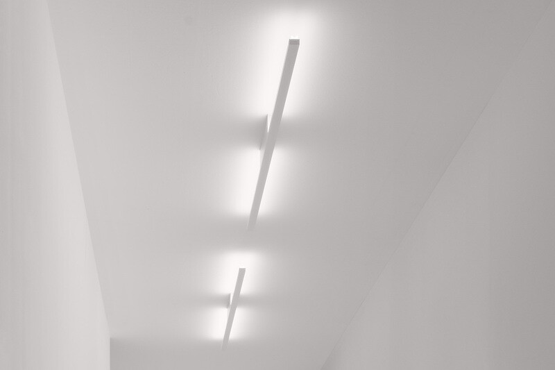 Stilnovo Xilema L Wand-/Deckenleuchte