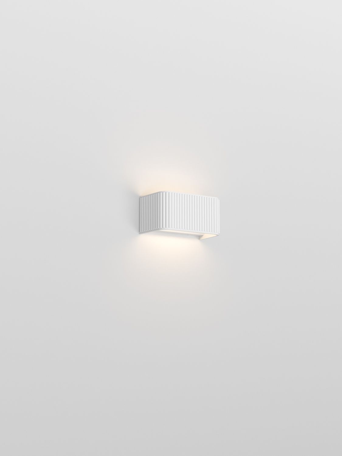 Rotaliana Dresscode Wandleuchte, Variante: W1 (18cm), Farbe: mattweiss, Lichtfarbe: 2700K warmweiss, Dimmbar: Phasenabschnitt