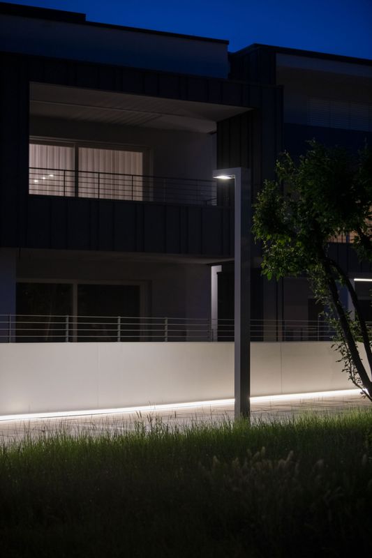 Linea Light Peak-Maxi_L Mastleuchte