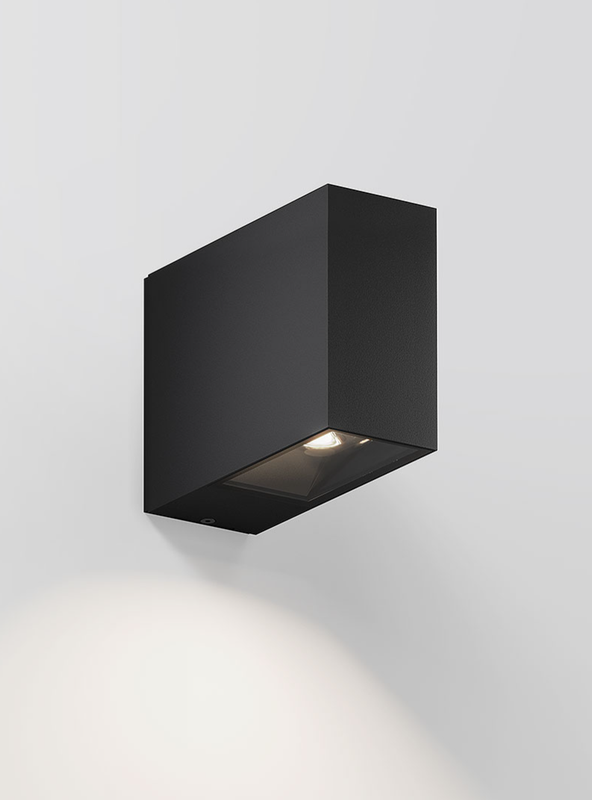 IP44.de eye down Wandleuchte