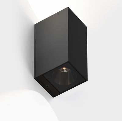 IP44.de iem.2 Wandleuchte