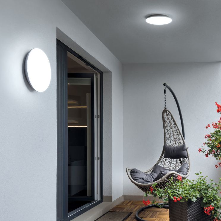 Linea Light Collection  Switch Outdoor Decken-/Wandleuchte