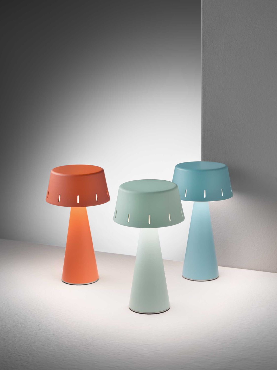 OLEV Makà Tischleuchte OLEV Makà Tischleuchte, Farbe: - AZ / hellblau