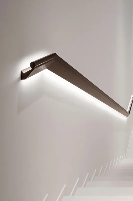 OLEV Ottomano Handlauf mit LED OLEV Ottomano Handlauf mit LED