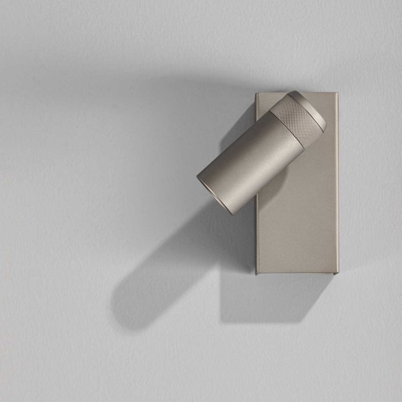 OLEV Eye Spot 230V Wand-/ Deckenleuchte OLEV Eye Spot 230V Wand-/ Deckenleuchte, Variante: 3781 - Single Spot - dimmbar PUSH/1-10V, Lichtoptik: 14°