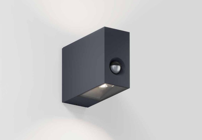 IP44.de eye control Wandleuchte