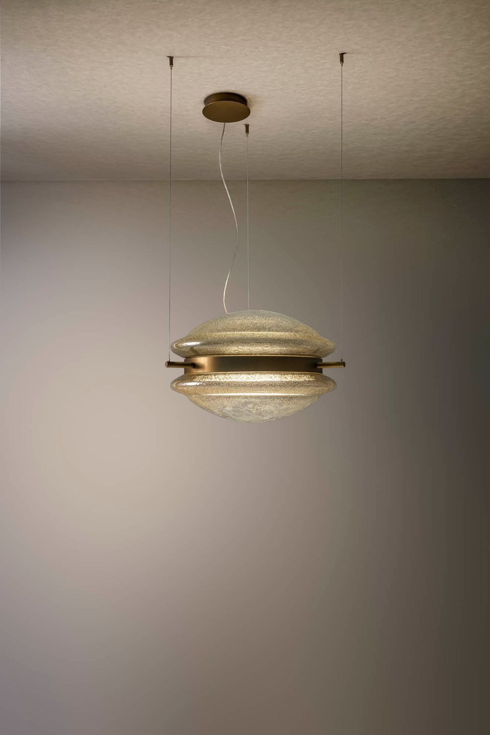 OLEV Baryon Pendelleuchte OLEV Baryon Pendelleuchte, Variante: 2574 - einzel - Ø 575mm, Lichtfarbe: M - 2700K warmweiss