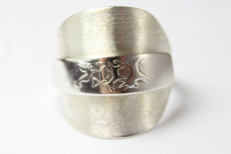 800er Silber Besteckschmuck Ring, ca. 67 (21,3) Ring aus Silberbesteck