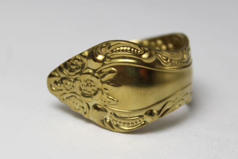 Besteckschmuck-Ring, Größe ca. 58 (18,5), gefertigt aus Besteck.