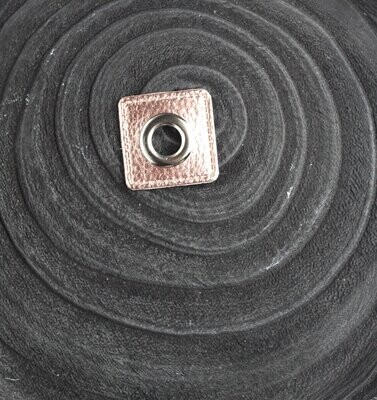 Ösenpatch quadratisch 10mm
rosa metallic