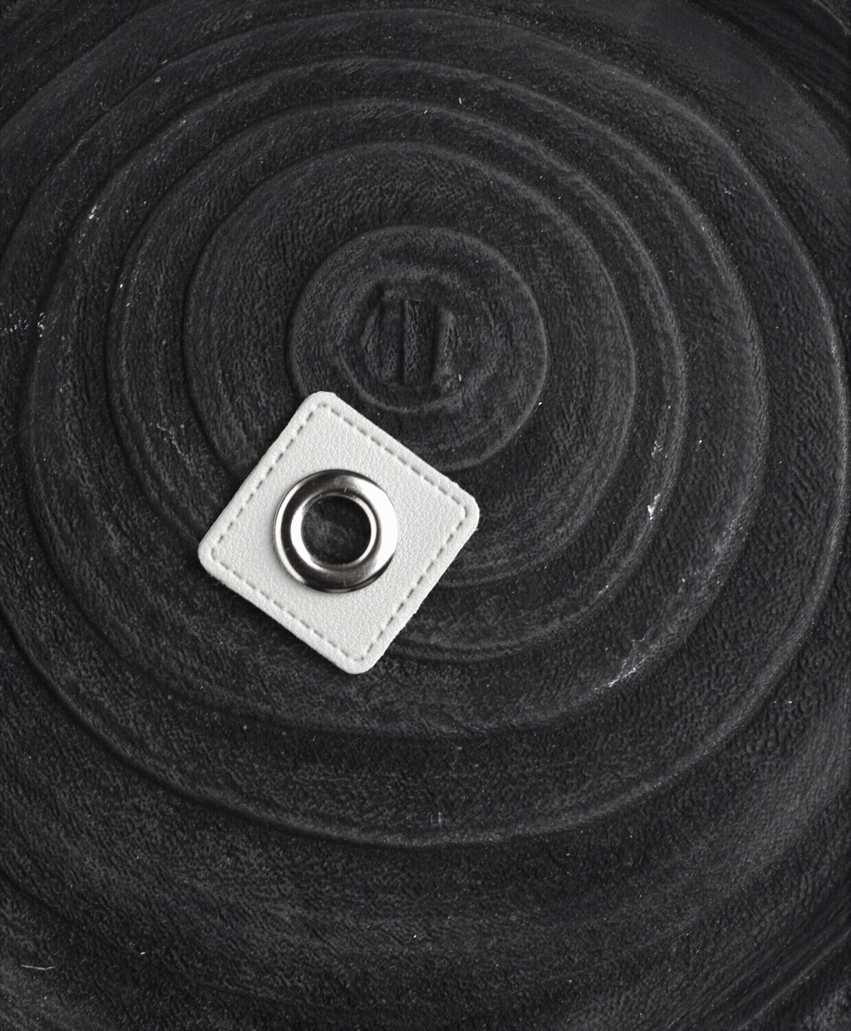 Ösenpatch quadratisch 10mm
hellgrau
