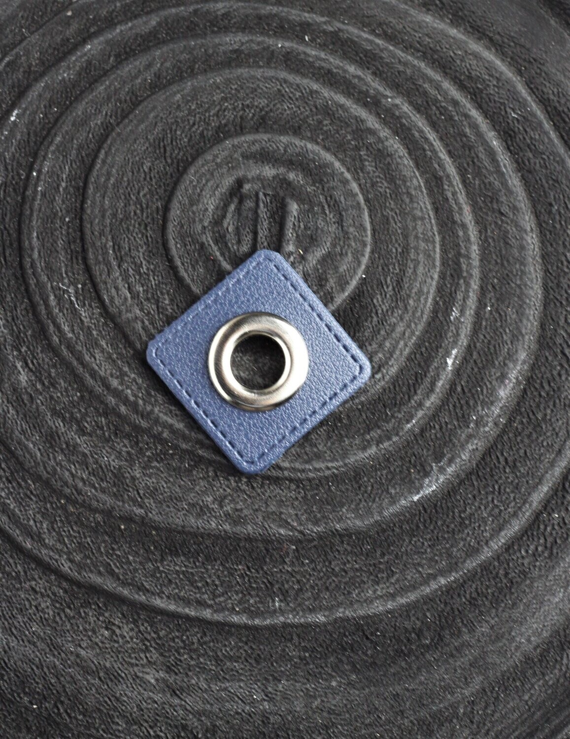 Ösenpatch quadratisch 10mm
navy