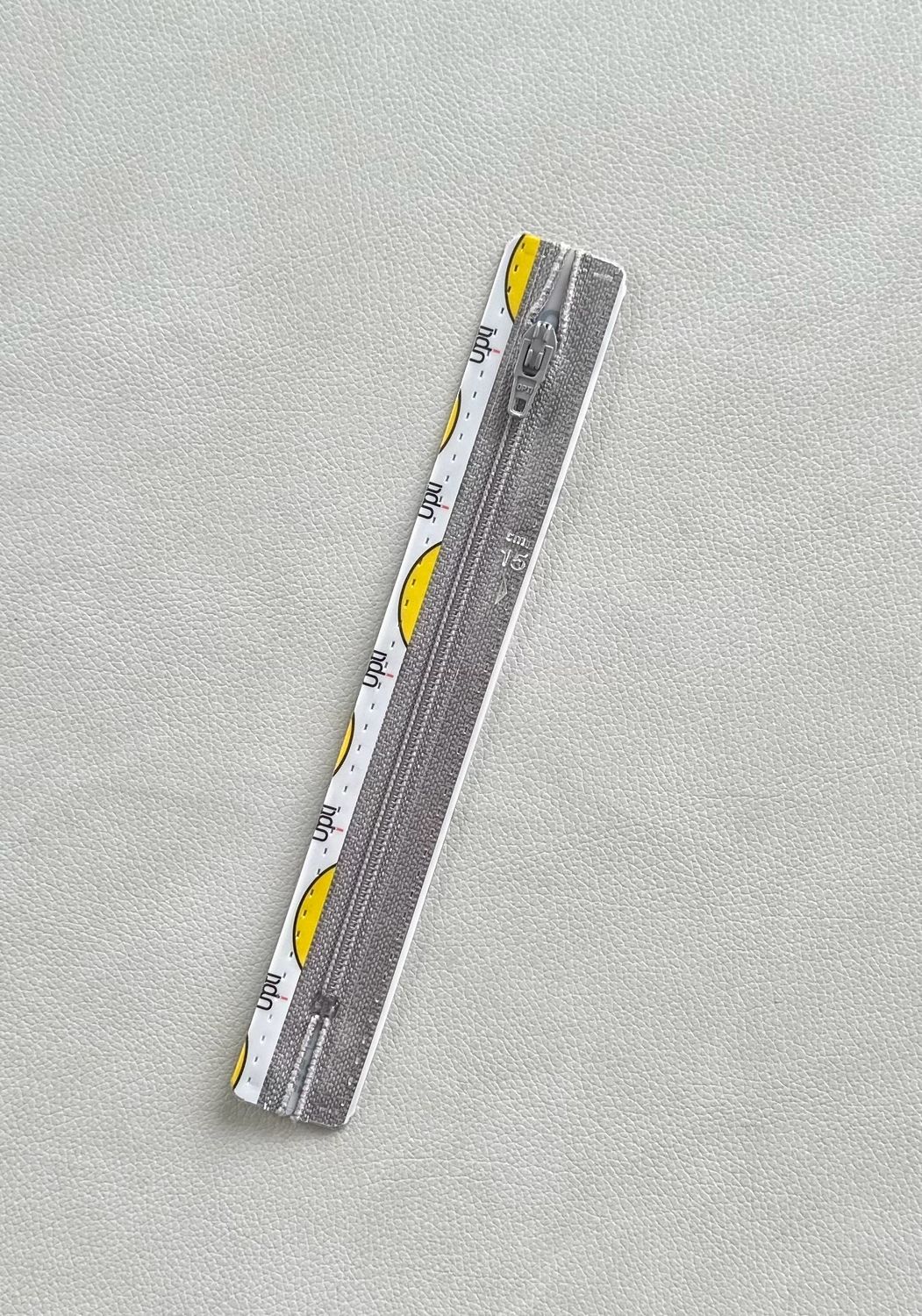 Reißverschluss 15 cm