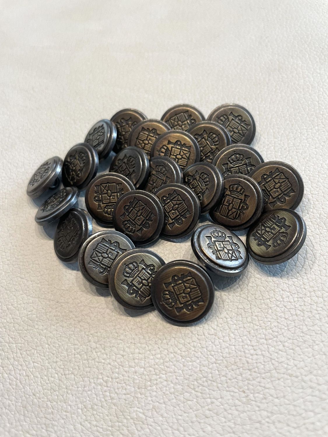 Metallknopf Krone 15 mm
