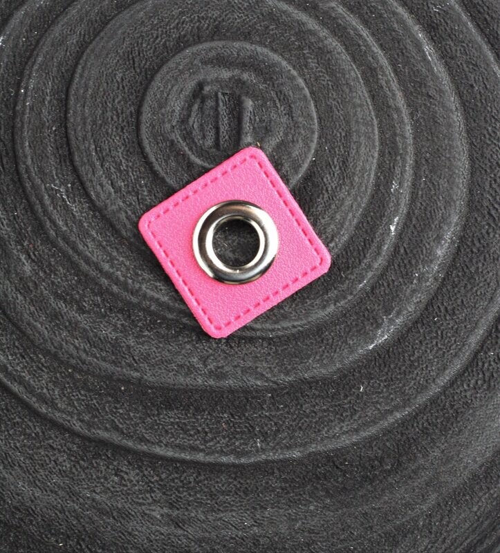 Ösenpatch quadratisch 10mm pink Ösenpatch quadratisch 10mm pink