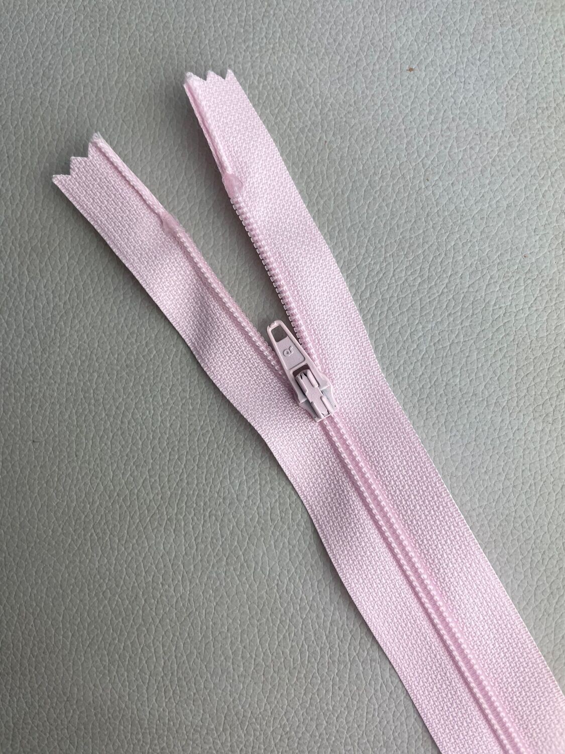 Basis Reißverschluss 24 cm