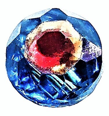 A FACETED BALL SHAPED GLASS TINGUE BUTTON