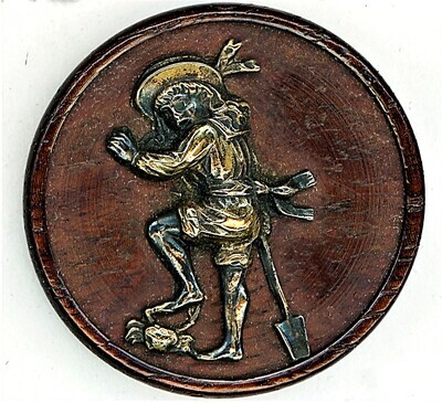 A SCARCE LARGE DIVISION ONE WOOD BUTTON