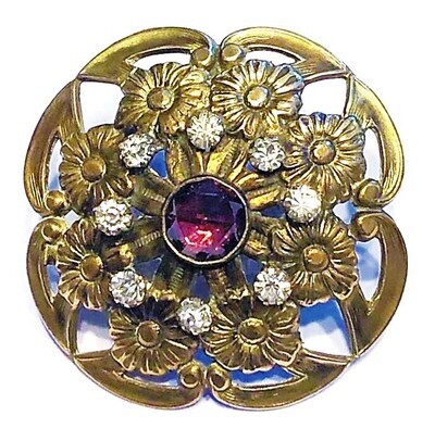A LARGE MODIFIED SSQUARE JEWELED BUTTON