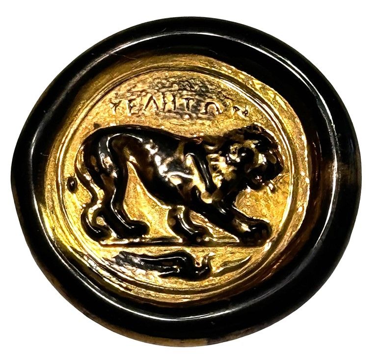 A MEDIUM SIZE COLORED BIMINI GLASS PICTORIAL BUTTON!