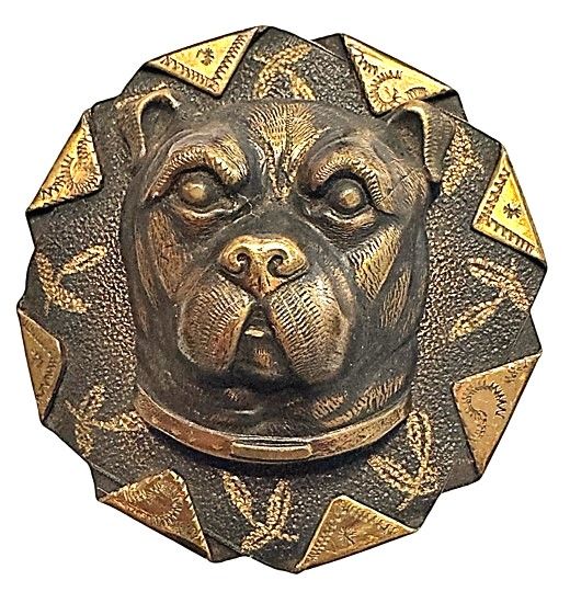 A RARE 19TH CENTURY HANDKERCHIEF CORNER DOG BUTTON!