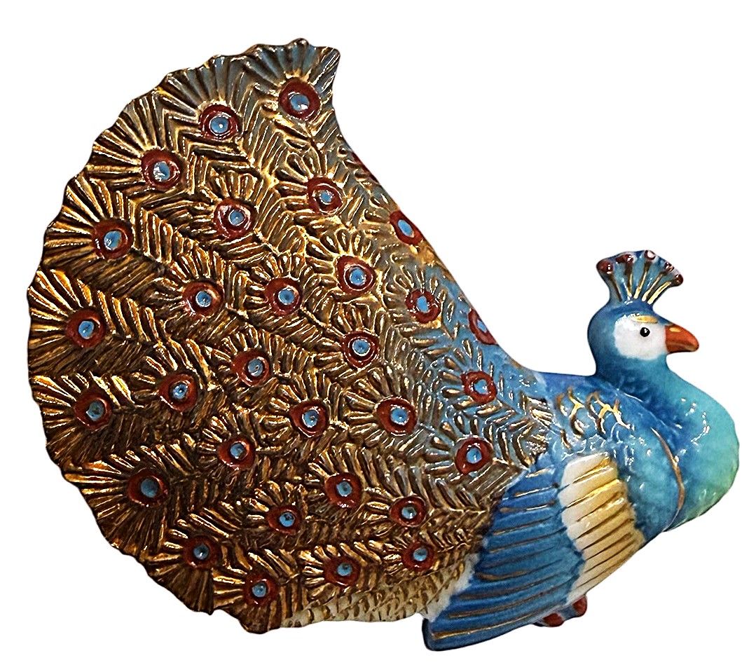 A scarce large Arita Peacock button!